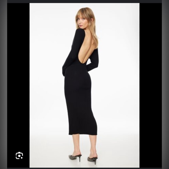 Dynamite Low Back Midi Dress Black - Picture 1 of 3
